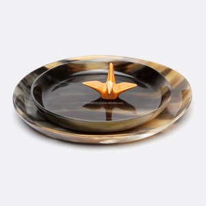 Cuenco Decorativo Hecho a Mano de Cuerno de Búfalo, Redondo, de 10 Pulgadas, con Superficie Pulida, para Regalos de Ramadán y Diwali y Exhibición - Product Image 1