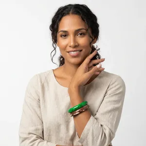 Bracelet rond en résine effet marbre fait main Shan India, léger, tendance, bijoux de créateur pour femme, idéal pour les fêtes, petit prix - Product Image 2