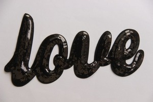 Super Offre sur les Chaînes de Breloques Tendance en Résine Perlée pour Fêtes ou Cadeaux – CHAÎNES DE CLÉS - Product Image 4