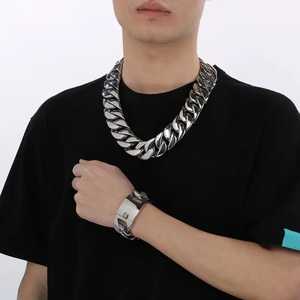 Collier chaîne large cubaine en argent plaqué or 18 carats, style hip-hop, unisexe, pour usage quotidien, idéal comme cadeau - Product Image 5