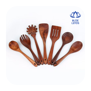 Juego de Cucharas de Madera en OFERTA - Utensilios de Cocina de Mango Largo para Remover, Servir y Más - OEM Disponible - Product Image 1