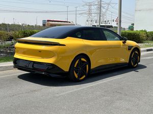 Ze Ek R 007 SUV Eléctrico con Tracción en las Cuatro Ruedas, Batería de Litio, Neumáticos R18, Asientos de Cuero - Product Image 4