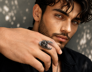 Anillo de Plata 925 con Diseño de Águila, Inspirado en la Fortaleza y el Valor, Joyería de Moda para Hombres y Mujeres, Disponible al Mejor Precio - Product Image 5