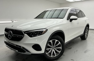 Mercedes-Benz GLC 300 AWD de Lujo, Usado - Product Image 5