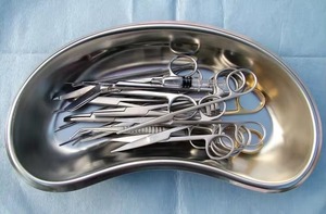 Bandeja de acero inoxidable hueca para instrumentos, bandeja quirúrgica médica reutilizable para hospital, de Mahfooz Instruments - Product Image 5