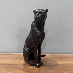 Sculpture de table en aluminium à motif animal moderne Artisan Design TD585 avec finition noire pour la décoration de la maison - Product Image 2