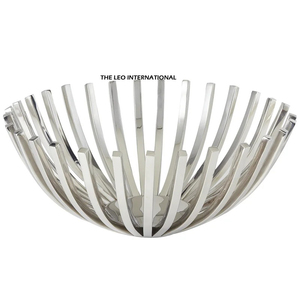 Última llegada de patrones de diseño: Cuencos para servir de alta calidad con base de mármol blanco y bolas de metal chapadas en oro. - Product Image 4