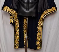 Manteau Napoléon en Velours Noir Style Rococo Français, Meilleure Vente, avec Jabot et Manchettes en Dentelle Gratuits et Broderies Dorées