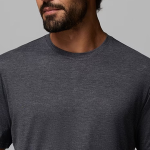 Col rond 2026 à manches courtes avec coutures de haute qualité et design streetwear décontracté et tendance, personnalisable avec logo et motif - Product Image 2