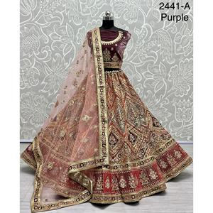 Collections de velours de vêtements de mariée indiens pour la mariée avec le travail de Zarkhan par Fabzone - Product Image 6