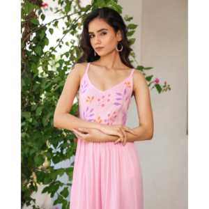 ชุดเดรสสีชมพูทรงบานสำหรับฤดูร้อน ผ้าทอระบายอากาศดี สายเดี่ยวแบบสปาเก็ตตี้ ผูกเชือกด้านหลัง ไซส์ XS ชุดลำลองเอวธรรมชาติ - Product Image 4