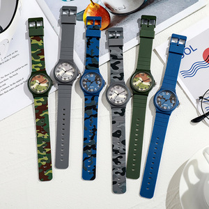 Reloj de Cuarzo para Hombre, Diseño Camuflaje, Simple, de Plástico y Goma, Venta al Por Mayor de Fábrica, Nuevo 2026 - Product Image 5