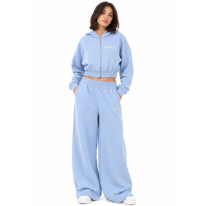 Ensemble Athleisure de Luxe Élégant et Oversize : Veste Zippée Courte et Pantalon de Survêtement Ample en Coton Premium Personnalisé – Tenue Décontractée et Sportive - Product Image 5