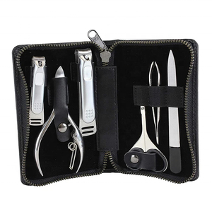 Ensemble de manucure et pédicure pour bébé, 8 pièces, écologique, durable, portable, kit de toilettage avec boîte de voyage luxueuse - Product Image 1