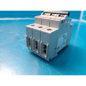 ABB S203U S 203 U K 30 A Usado, como está, Piezas de equipos semiconductores de segunda mano - Product Image 1