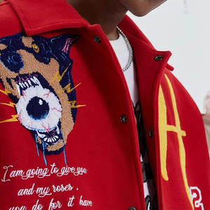 Blouson Bomber Varsity Coupe-Vent en Laine avec Col Montant et Logo Imprimé sur le Devant, Modèle Hiver 2025, Vente en Gros Personnalisée pour la Mode Urbaine - Product Image 4