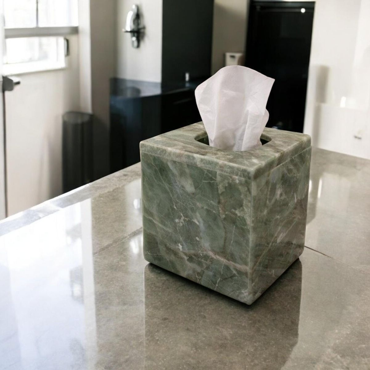 เช่นเดียวกับภาพ