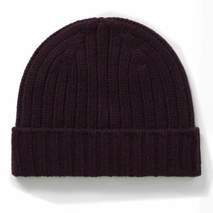 Gorro de Punto Acrílico Suave con Pompón Bordado Personalizado, Gorro de Invierno Cálido, Color Rosa, Unisex, Estilo Y2K, Estampado Animal, Gorra de Moda, Marca Privada - Product Image 4