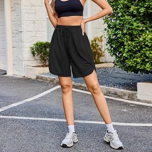 Ensemble décontracté et sportif pour femme avec logo personnalisé, short de sport à motif taille mi-haute, serviette de sport intégrée et poches - Product Image 3