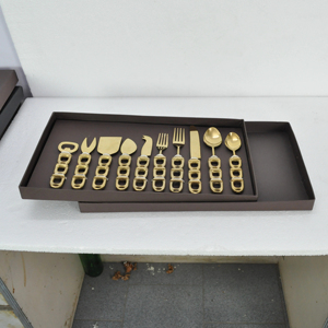 Ensemble de couverts de table pour décoration de mariage, couteaux à fromage, manches en forme d'étrier de cheval, 10 pièces dans un coffret cadeau de luxe, dernière collection - Product Image 1