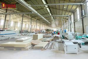 Architrave L ขอบประตู WPC พลาสติกไม้ประกอบประตูคุณภาพสูงรูปแบบใหม่ WPC กันน้ำ5.6เมตร - Product Image 3