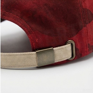 Casquette de baseball camouflage rouge 6 panneaux réglable avec fermeture snapback unisexe en tissu sergé style décontracté pour adulte - Product Image 6