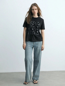 <b>Top</b> Selling OEM Custom Design Logo Black Rhinestone <b>Crystal</b> Casual Solid Women's T-Shirt Cotton Blend Breathable Streetwear - Product Image 3
