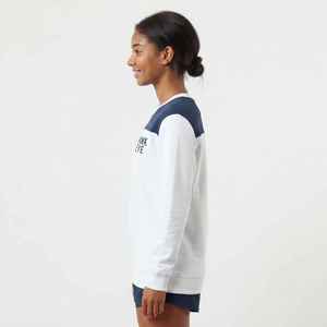 Sudadera de Cuello Redondo para Mujer, Blanca con Estampado de Letras Azul Marino, Corte Regular, Sudadera de Algodón Tejido para Otoño - Product Image 4