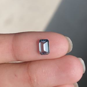 OM GEMS Hermoso Diamante Azul de Laboratorio de Corte Esmeralda de Color Azul Profundo de 1.05 Ct, Diamante Azul Suelto Cultivado en Laboratorio, Diamante Azul Suelto IGI VS1 Relleno - Product Image 2