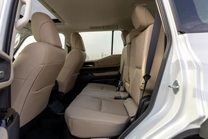 NUEVO Toyota Urban Cruiser GLX 2026, 5 Plazas, 0KM, 199HP, 4 Cilindros, Transmisión Automática, EN VENTA - Product Image 4