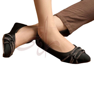 Chaussures plates pour femmes en cuir véritable légères et faciles à enfiler, avec détails élégants, ajustement confortable, couleur et logo personnalisables, antidérapantes - Product Image 3