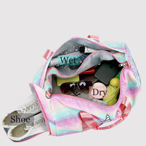 Sac de sport Galaxy Print en polyester avec fermeture éclair et compartiment séparé pour chaussures - Product Image 5
