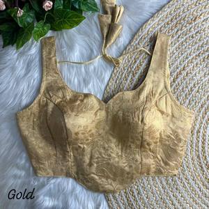 Blusa Banarasi de Tela Pesada con Bordado Floral y Detalles en Tricot, Sin Mangas, Corta, para Mujer, Ideal para Bodas y Fiestas - Product Image 6