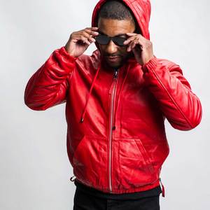 Chaqueta Bomber con Capucha de Cuero Sintético Rojo para Hombre, Cierre de Cremallera, Color Sólido Informal, Corte Regular, Ropa de Otoño - Product Image 1