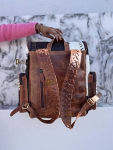 Mochila de Cuero con Pelo de Vaca Estilo Western, Mochila Elegante con Pelo, Bolsos Escolares Unisex, Bolso de Diseño Único - Product Image 4