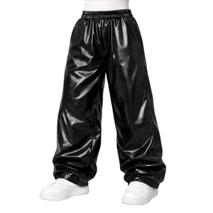 Piel sintética PU negra, estilo urbano europeo-americano, ecológica, plisada, con capas, de corte recto, ajustada, de peso medio, con efecto pintado, informal. - Product Image 2