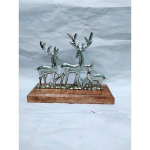 Estatua de Familia de Renos en Metal Plateado Hecha a Mano con Base de Madera, Elegante Adorno Animal, Decoración de Lujo para Interiores, Decoración para Sala de Estar - Product Image 1