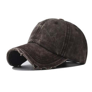 Casquette de baseball unisexe personnalisable en daim, réglable, avec boucle métallique, respirante, imperméable, en tissu 100 % coton, visière incurvée, décontractée - Product Image 1