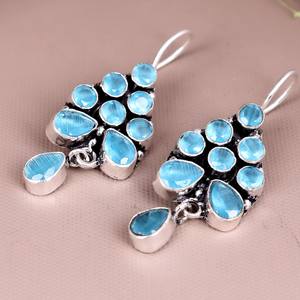 Pendientes de Plata Oxidada con Piedra Azul |   Pendientes Largos Étnicos Tribales Bohemios |   Joyería Artesanal de Estilo Vintage, Regalo para Mujer - Product Image 4