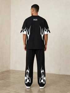 ชุดเสื้อยืดและกางเกงจ็อกเกอร์ผ้าฝ้าย 100% น้ำหนักเบา พิมพ์ลายเปลวไฟสีดำ แห้งเร็ว สำหรับผู้ชาย จาก ONETEN APPARELS สไตล์สตรีทแวร์ คอกลม - Product Image 4
