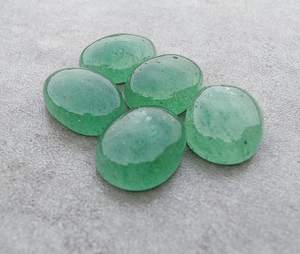 Cuarzo Verde Fresa Natural con Cambio de Color, Cabujón Ovalado Calibrado, Gema Suelta para Fabricación de Joyas y Suministros de Artesanía - Product Image 2