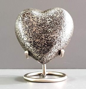 Urne en métal en forme de cœur avec finition craquelée, vase de table Art Déco fait main, capacité 1-2L, pour la Saint-Valentin, décoration de la maison - Product Image 5