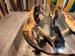 Table de salle à manger en résine époxy transparente écologique faite à la main avec bord naturel, commande personnalisée, table centrale - Product Image 5