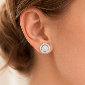 Pendientes de Oro de 10K con Diamantes Naturales Redondos en Racimo de 0.45Ctw |   Anillo de Halo para Mujer, Regalo de Cumpleaños, Joyería Fina, Cierre de Rosca Seguro - Product Image 1