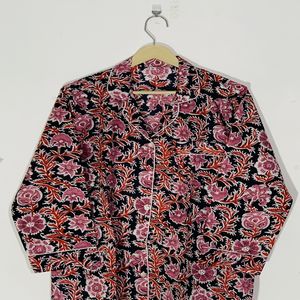 Ensemble de pyjama floral imprimé à la main de qualité supérieure - Vêtements de nuit en coton artisanal, vêtements de nuit et de détente bohèmes pour femmes, cadeau d'été - Product Image 6