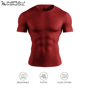 Ensemble de sous-vêtements de compression haute performance pour homme, tissu respirant, ensemble t-shirt et short pour la musculation - Product Image 2