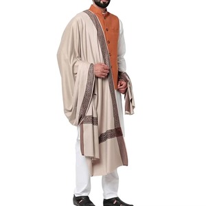 Chal Árabe Clásico para Hombre, Invierno, Suave, Tipo Lana de Cachemira, con Borlas Tradicionales, Elegante para Usar sobre Thobe - Product Image 1