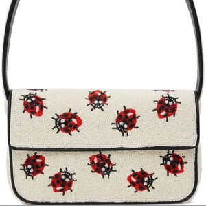 กระเป๋าถือดีไซน์โดดเด่น ลายเต่าทองสีแดงดำ ปักลายประณีต ประดับลูกปัดสีงาช้าง ปิดด้วยฝาปิด น้ำหนักเบา เป็นมิตรกับสิ่งแวดล้อม - Product Image 1