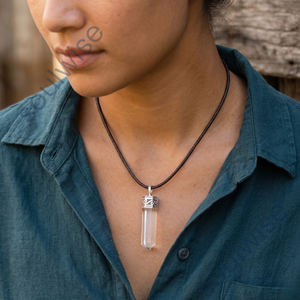 Colgante de Jaspe Rojo en Forma de Lápiz Hexagonal, Estilo Religioso Hindú, Collar Unisex para Aniversario - Product Image 2