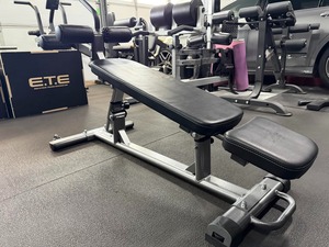 Sit Up and Flat <b>Weight</b> <b>Bench</b>. Adjustable Fitness Equipment and Exercise <b>Bench</b> for Abs, Crunches, and Strength Training - Product Image 2